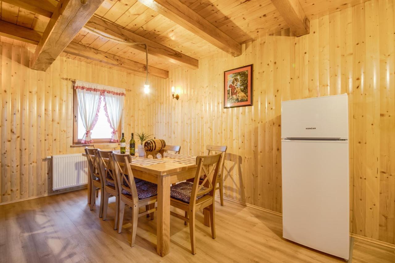 Apartment Stone And Wood Cetingrad Экстерьер фото
